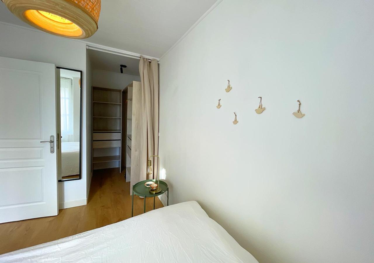 Charmant Appartement Renove Au Coeur De Concarneau Luaran gambar
